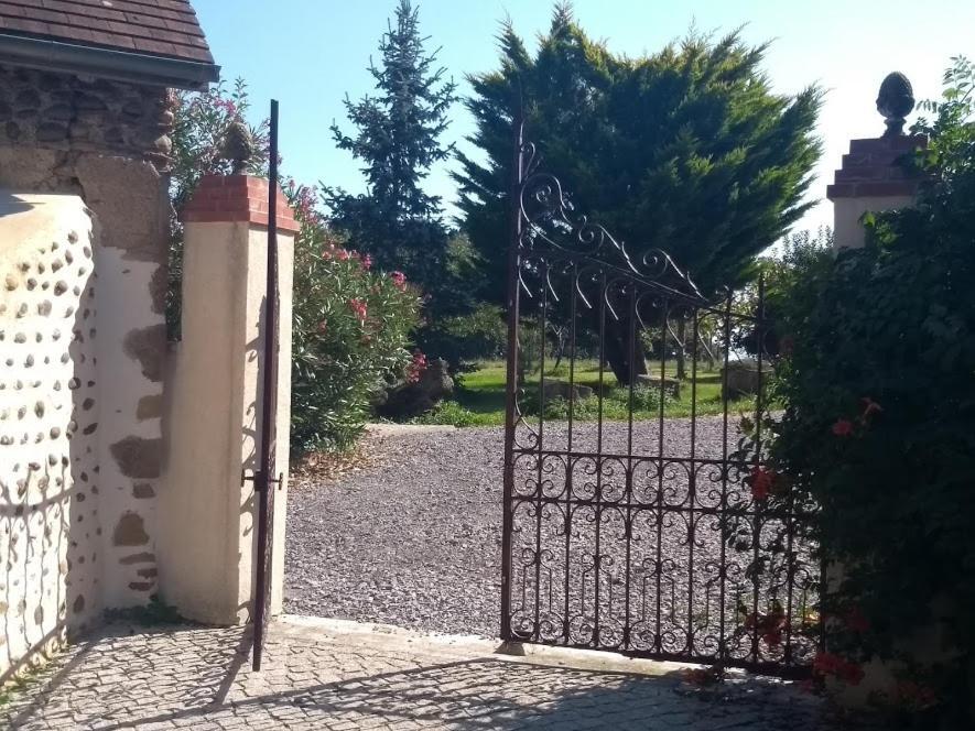 Вилла Domaine Oustau Cassou Chez Yanou Et Yanetto Sevignacq Экстерьер фото